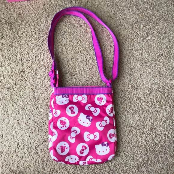 Hello Kitty Crossbody Purse - Picture 5 of 6